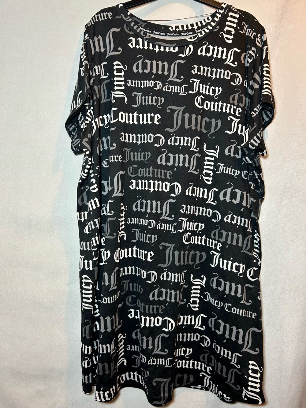 Juicy Couture Short-Sleeve Logo Print Sleep Shirt/T-Shirt Dress Black & White 1X